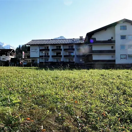 Nebelhorn Appartementhaus * Oberstdorf